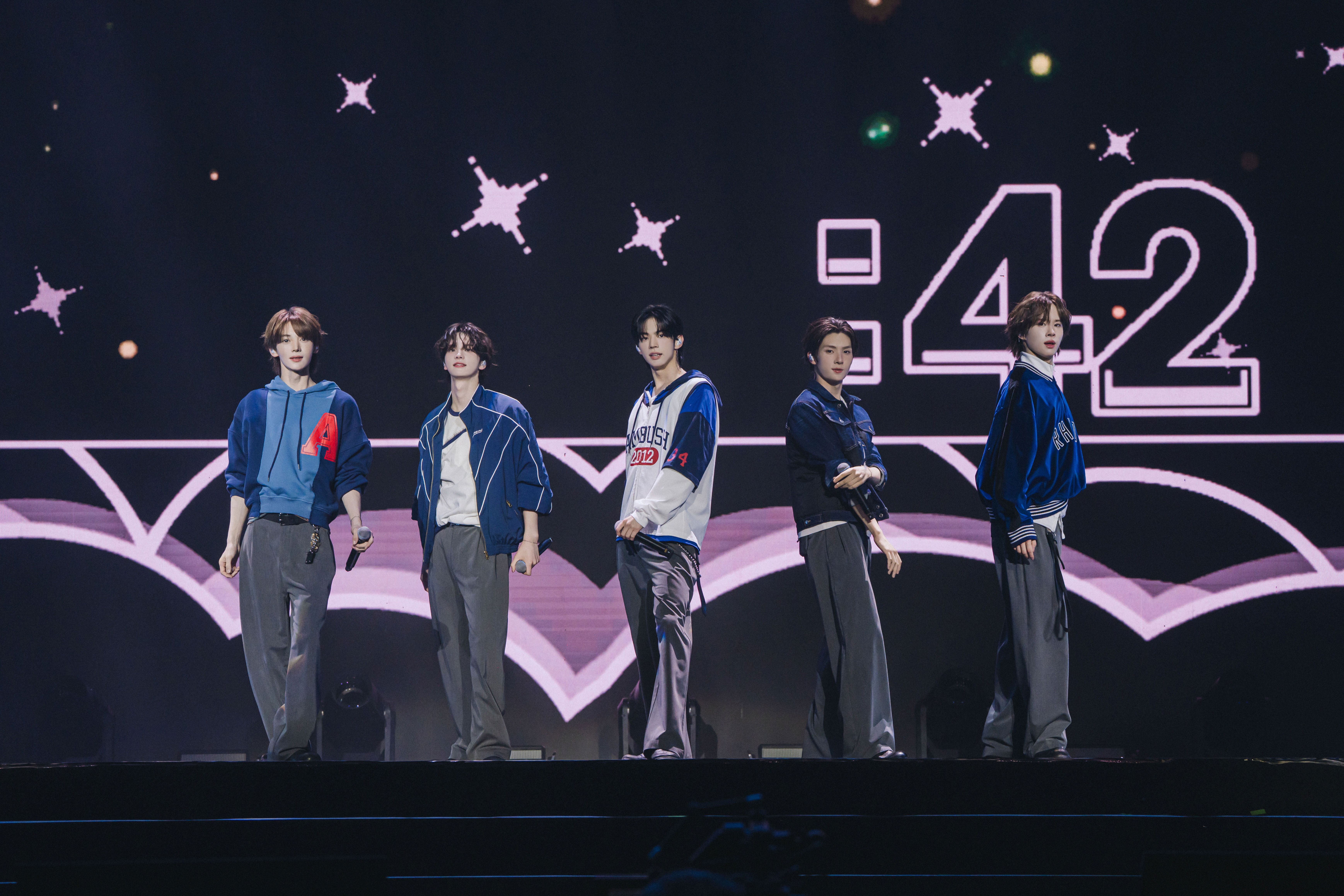 TWS高雄巡演最終場完美落幕　成員甜...