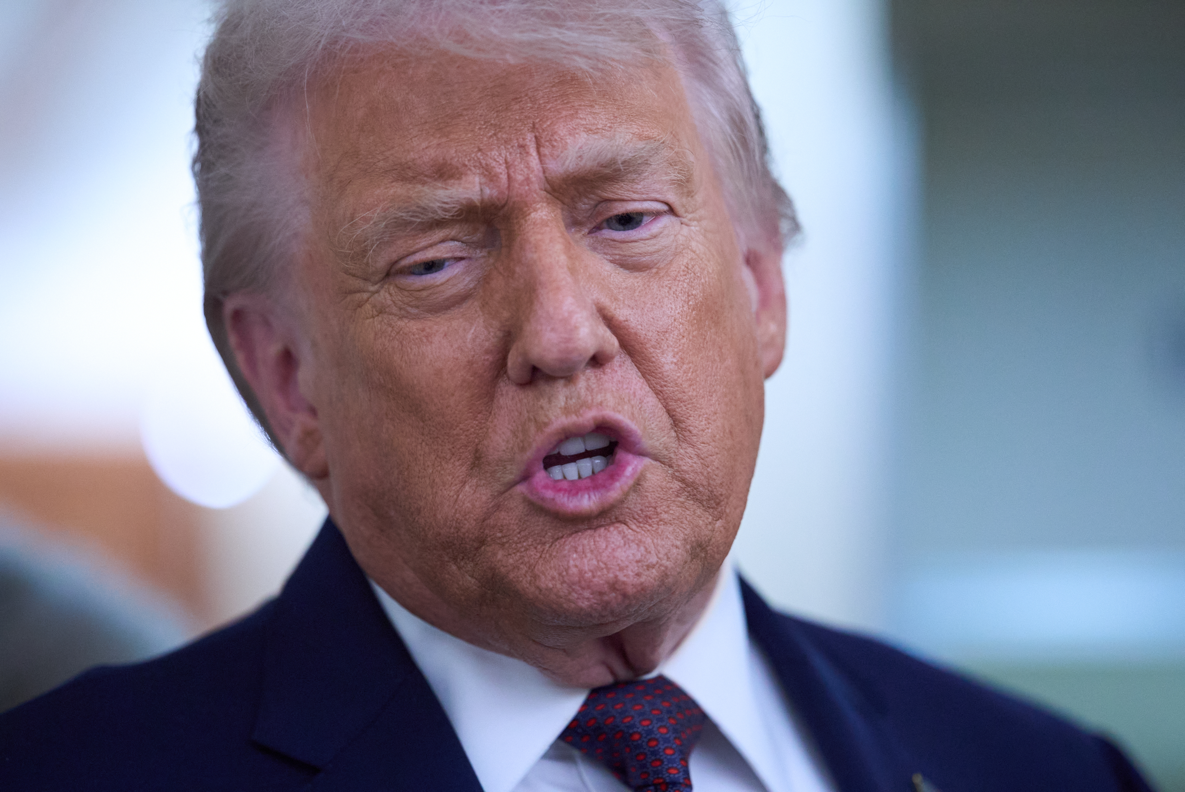 美軍擊落伊朗無人機 川普：伊朗想談判...