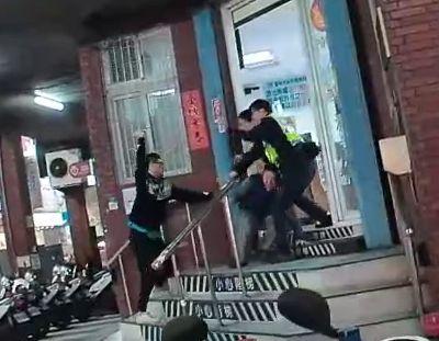 影/台南「派出所門口隨機砍人」最新！...
